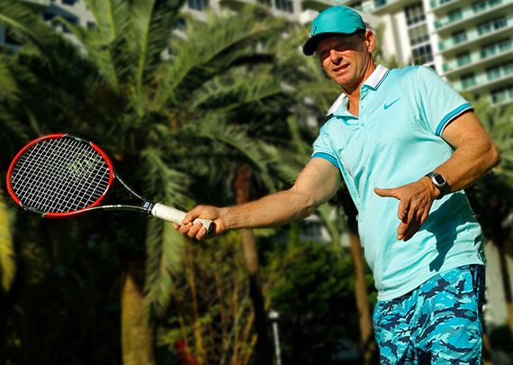 Jason Dixon coaching on court